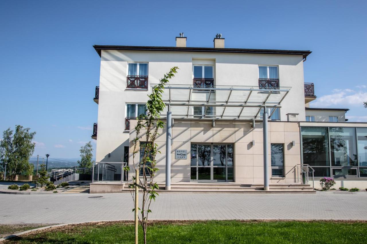Hotel Radocza Park Business Bagian luar foto