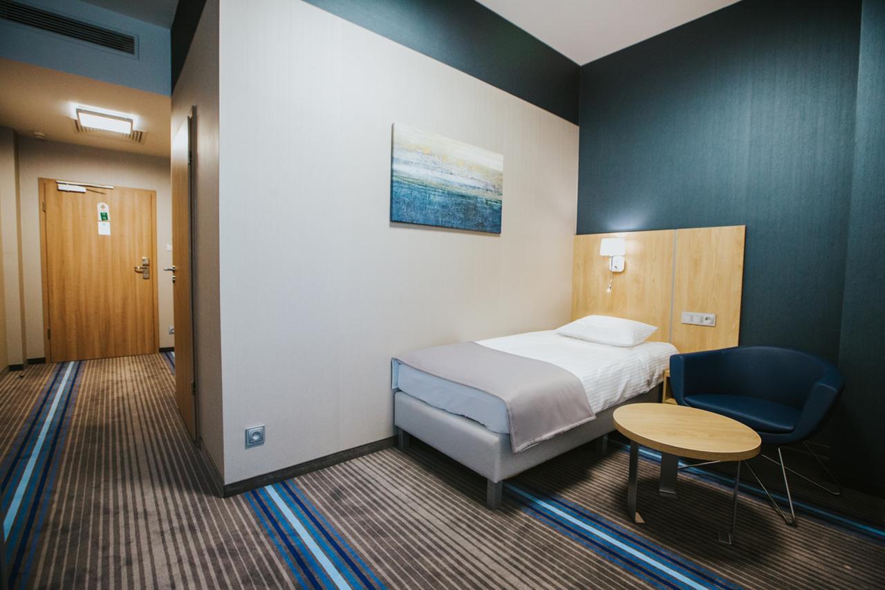 Hotel Radocza Park Business Bagian luar foto